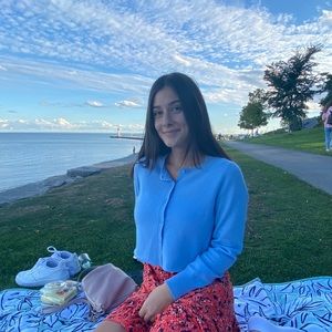 Meet your Posher, Gabrielle